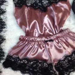 Amazon Ice Silk Women's Summer Sleepwear Set – Sexy Lace Cami & Shorts Two-Piece Outfit