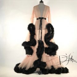 Elegant Feather Sleeve Runway Gown Sleepwear Set - Sheer Luxe Rabbit Fur Look Dress with Dramatic Train