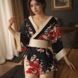 Yufei Japanese-Style Lingerie Robe Set - Seductive Couples Sleepwear & Tempting Kimono-Inspired Nightwear